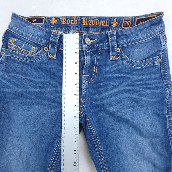 Rock Revival Jessica Capri Womens 28 (28x21) Embroidered Denim - Picture 5 of 10